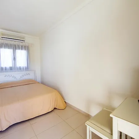 فندق بالي بارادايس 4*